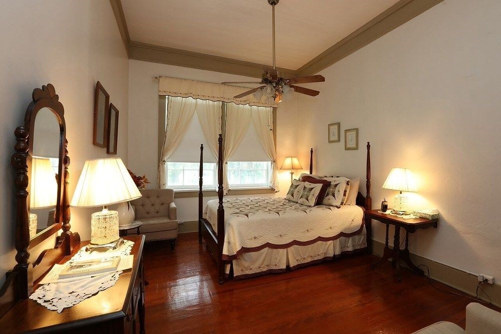 Old Castillo Bed And Breakfast Saint Martinville Екстер'єр фото